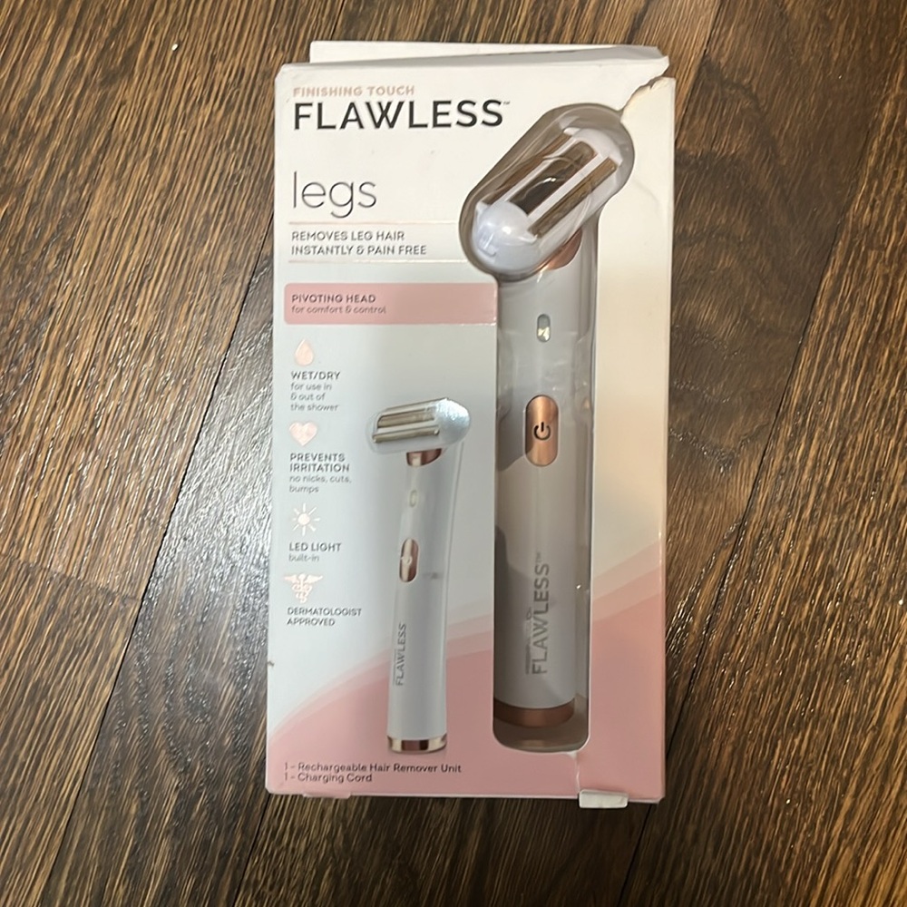 Flawless Legs Electric Razor Regular Price $40 New Open Box